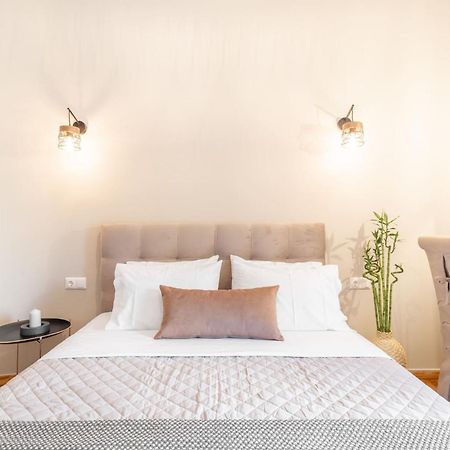 Deluxe 3-BDRM Urban-industrial Apt at Acropolis Atena Exterior foto